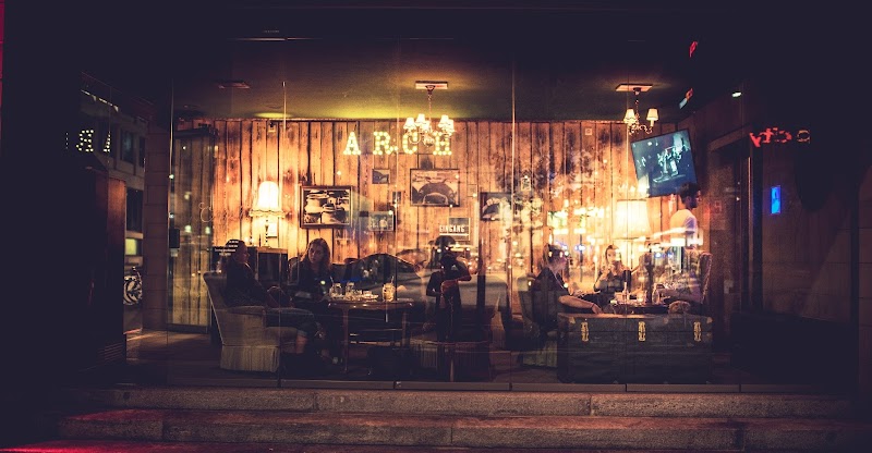 Arch Bar – Bar Restaurant in Winterthur