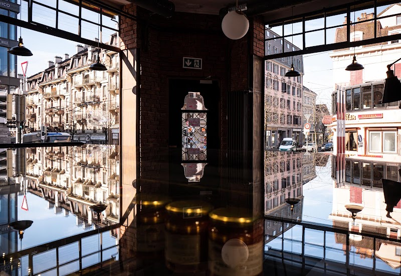 Farmacia Angelucci – Italienisch Restaurant in Lausanne