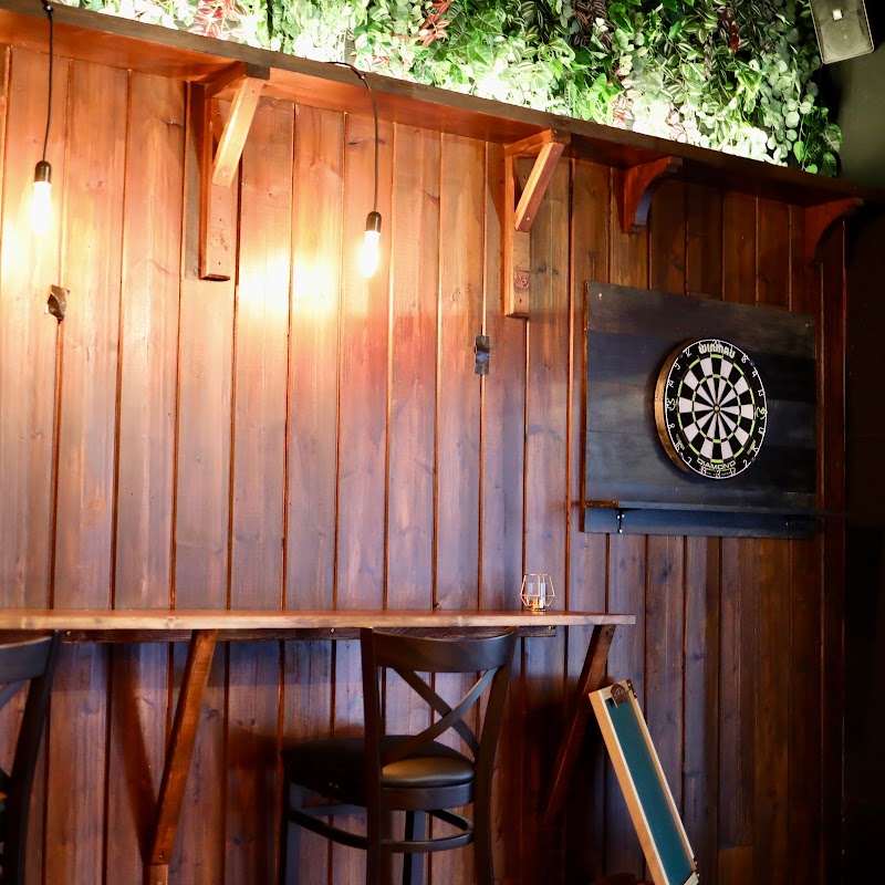 Kerri. Bar - Rooftop – Bar Restaurant in Lausanne